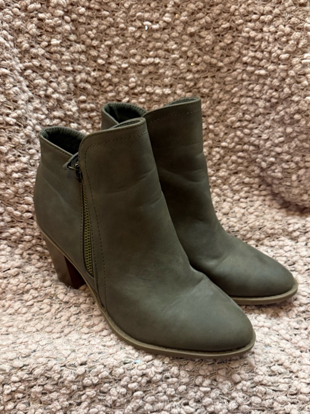 Brown Booties, sz 8.5